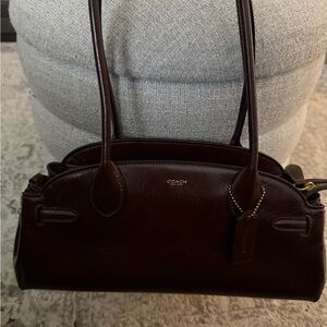 Coach Empire 34 in Maple glazed LIKE NEW